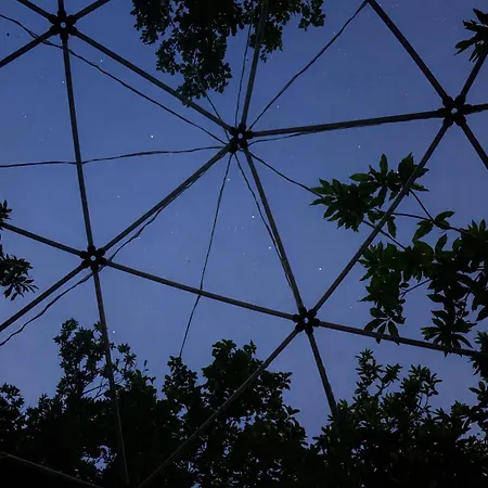 Dôme Glamping Sous Les étoiles, Rivière, Animaux, Douche Ambiance Bali, Cévennes Camping Vialas